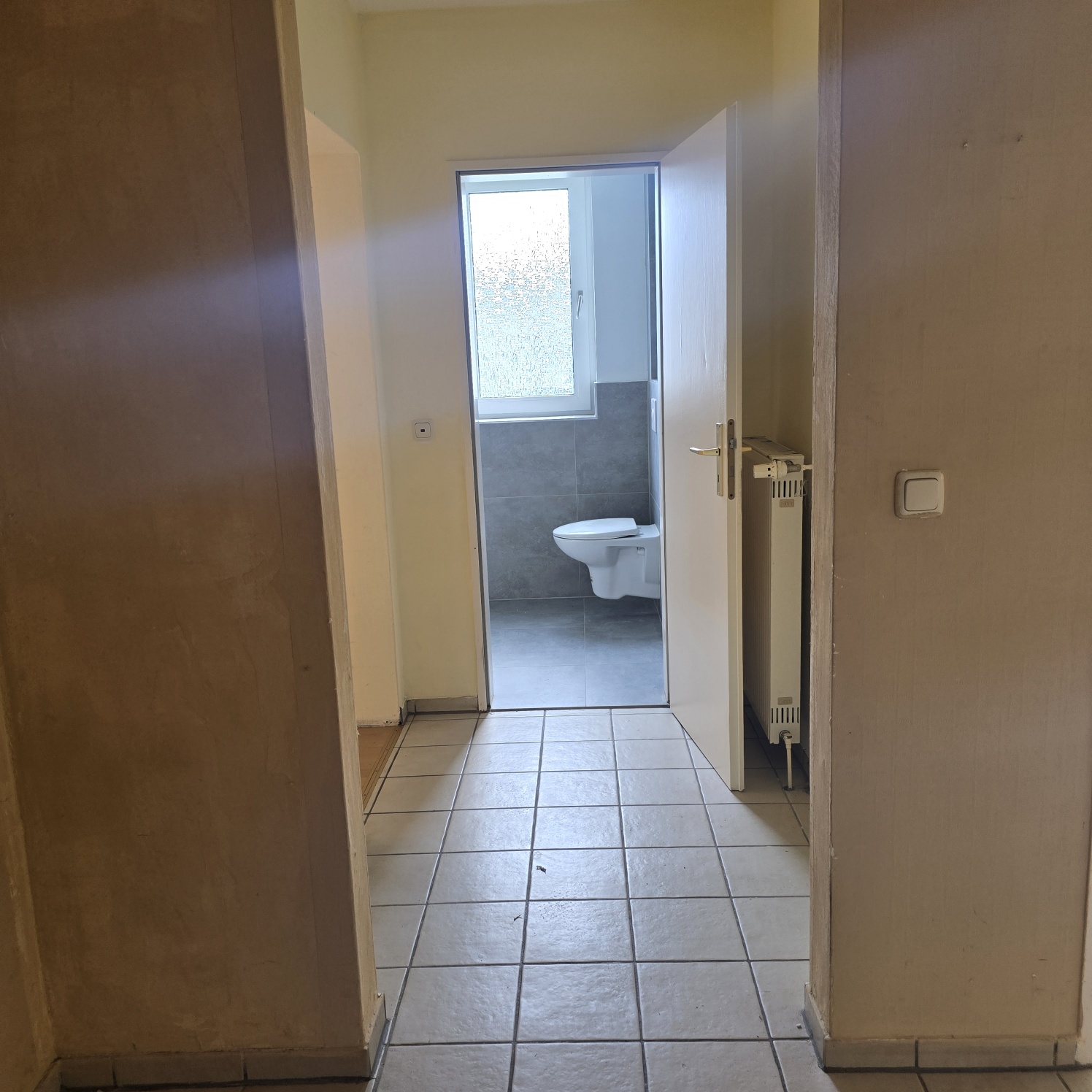 31553 Sachsenhagen – 3-Zimmer Erdgeschosswohnung mit Garten & 2 Stellplätzen