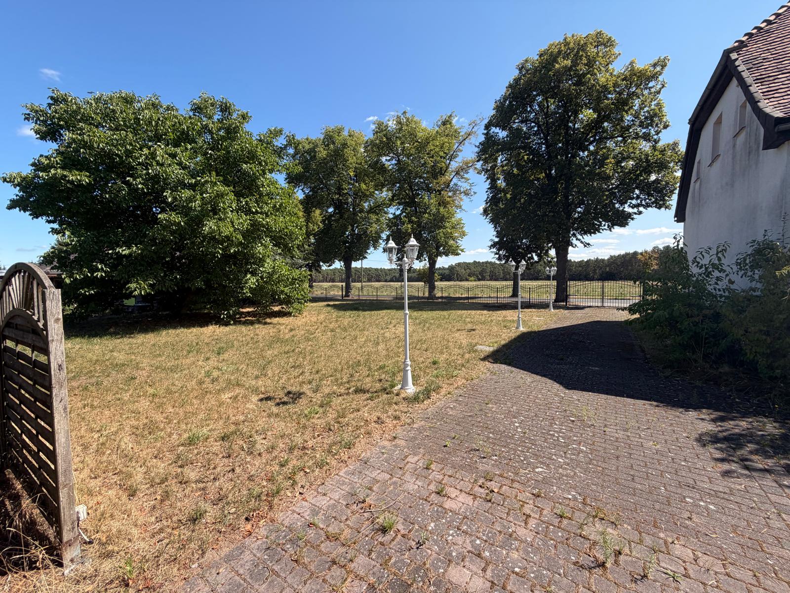 39619 Arendsee ( Ziemendorf ) – Einfamilienhaus mit Traumhaften Grundstück